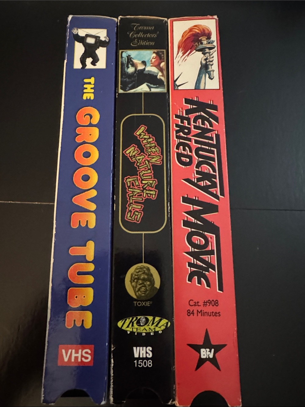 3 VHS Movie Lot - When Nature Calls, Kentucky Fried Movie, The Groove Tube - 📼 - Picture 11 of 11